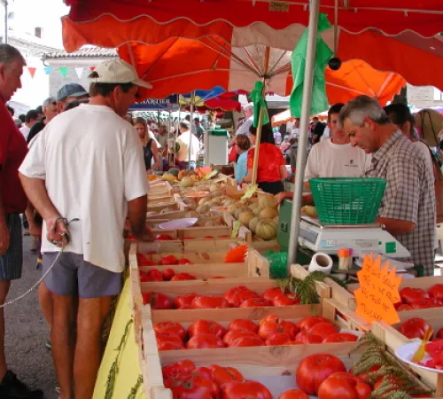 Marché traditionnel de Lavardac