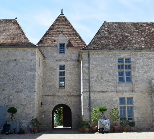 Visite du château de Théobon à Loubès Bernac