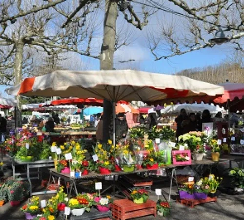 Marché traditionnel de Bon-Encontre
