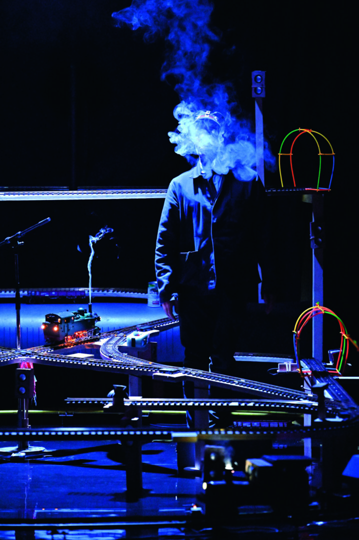 Théâtre d'objets sonores et connectés, human B ...