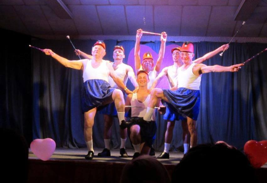 Les Saltimbranques font leur Cabaret