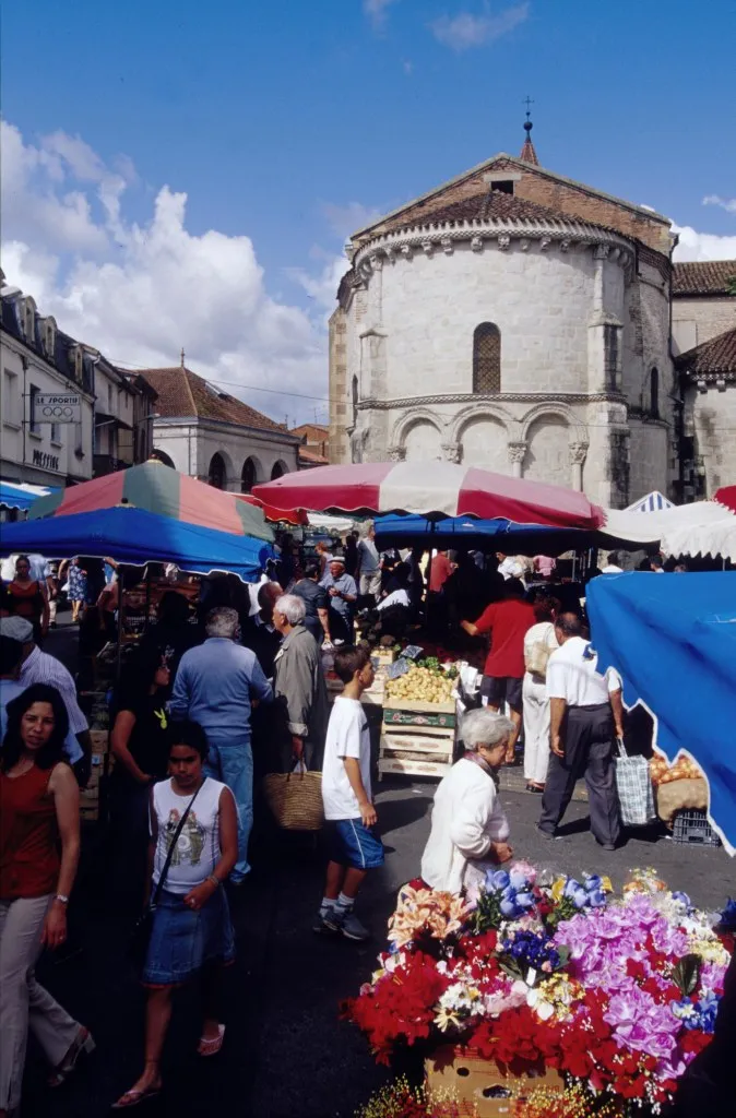 Marché de Villeneuve- ... - Crédit: © Sélier | CC BY-NC-ND 4.0