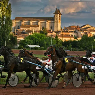 Courses hippiques en nocturne