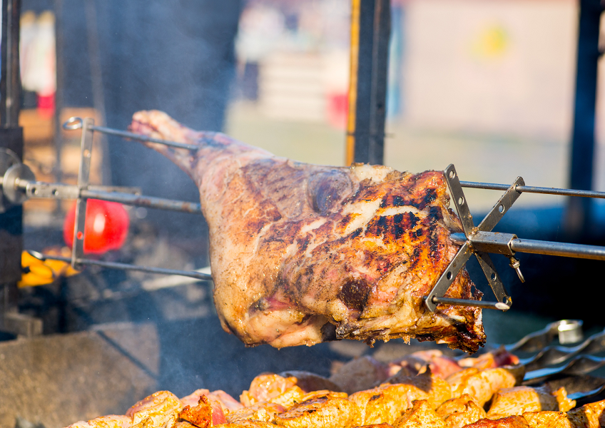 Jambon à la broche - Crédit: ©otpl | CC BY-NC-ND 4.0