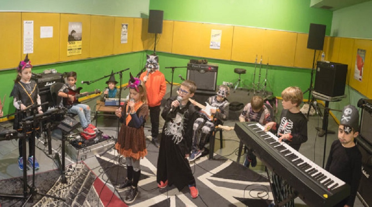 Eveil musical : On stage ! - Le Labo : Fabrica ...