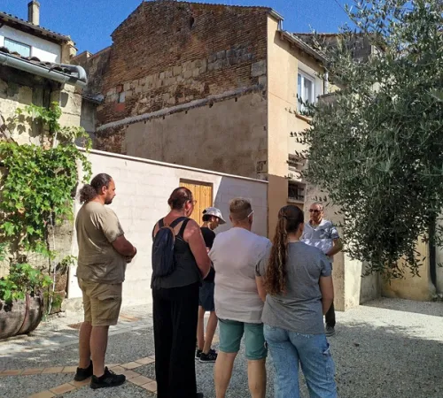 Visite guidée de la bastide de Miramont-de-Guyenne avec le Raconteur de Pays