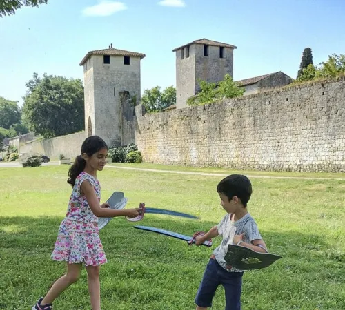 Visite famille de Vianne : le grand tournoi de la bastide