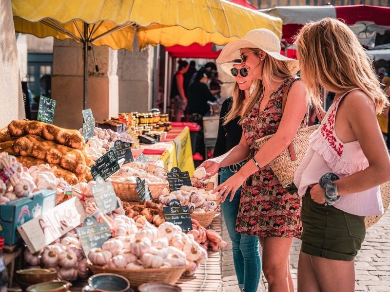 Marché traditionnel estival de Villeréal
