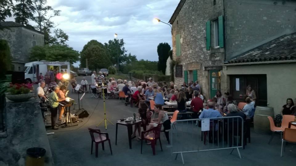 Petit marché de Monta ... - Crédit: ©Tourisme Lot-et-Garonne | CC BY-NC-ND 4.0