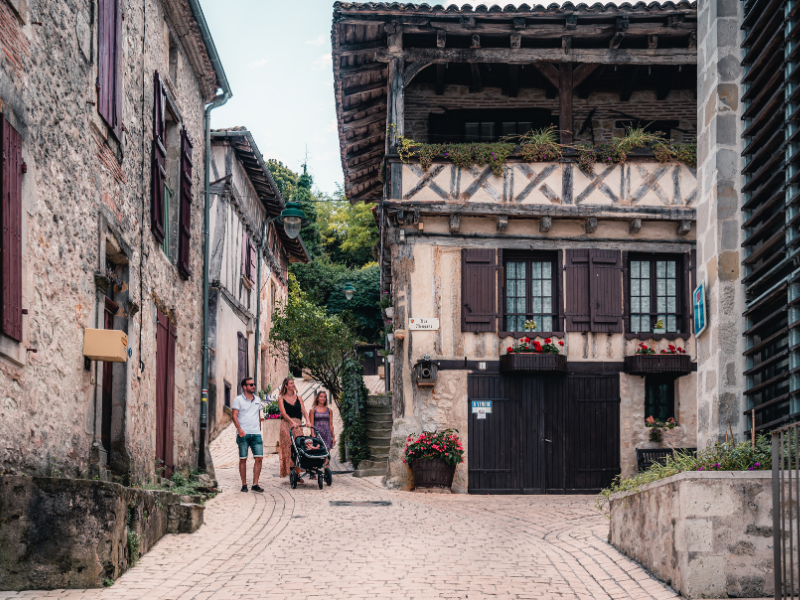 Visite du bourg castr ... - Crédit: ©LEZBROZ | CC BY-NC-ND 4.0