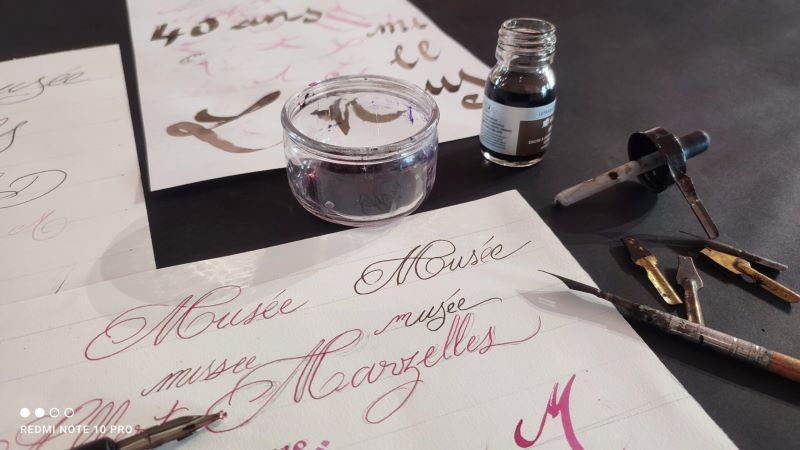 Atelier Jeunes au Musée Marzelles : Calligraph ...