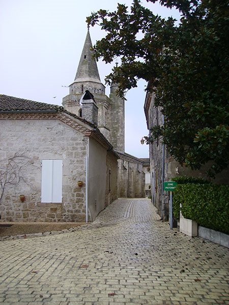 Visites guidées noctu ... - Crédit: Denise Maraval - Les amis du patrimoine de Sainte Colombe | CC BY-NC-ND 4.0