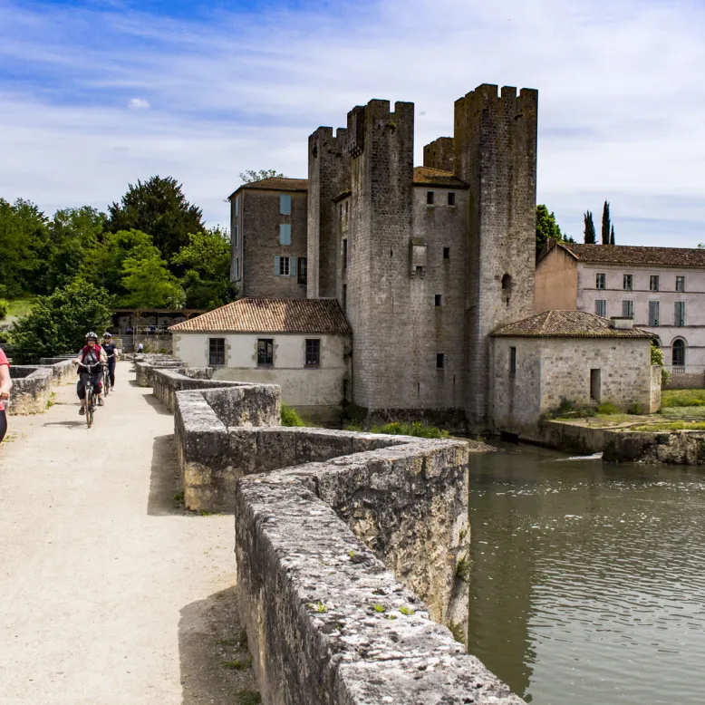 Moulin des Tours et Pont Roman