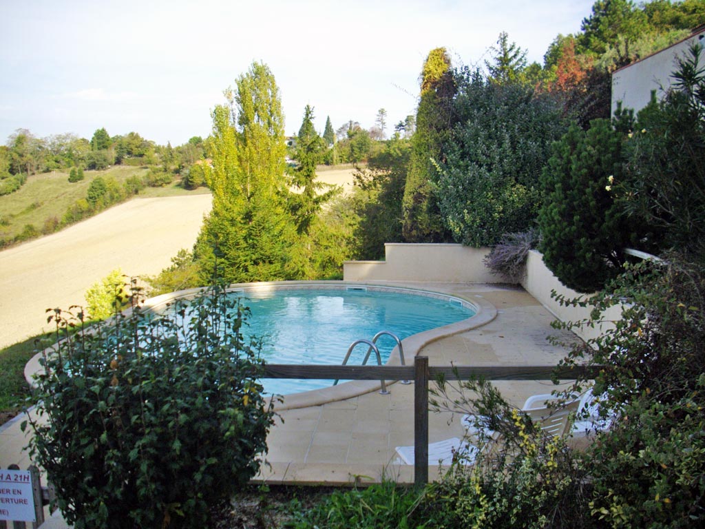 Hôtel-Restaurant Le Glacier - Hotels in Villeneuve-sur-Lot ...