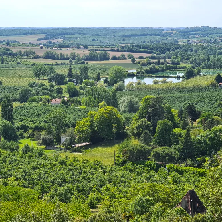 Point de vue sur la campagne de Cancon