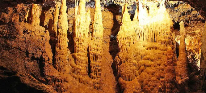 Grotte de Lastournelle