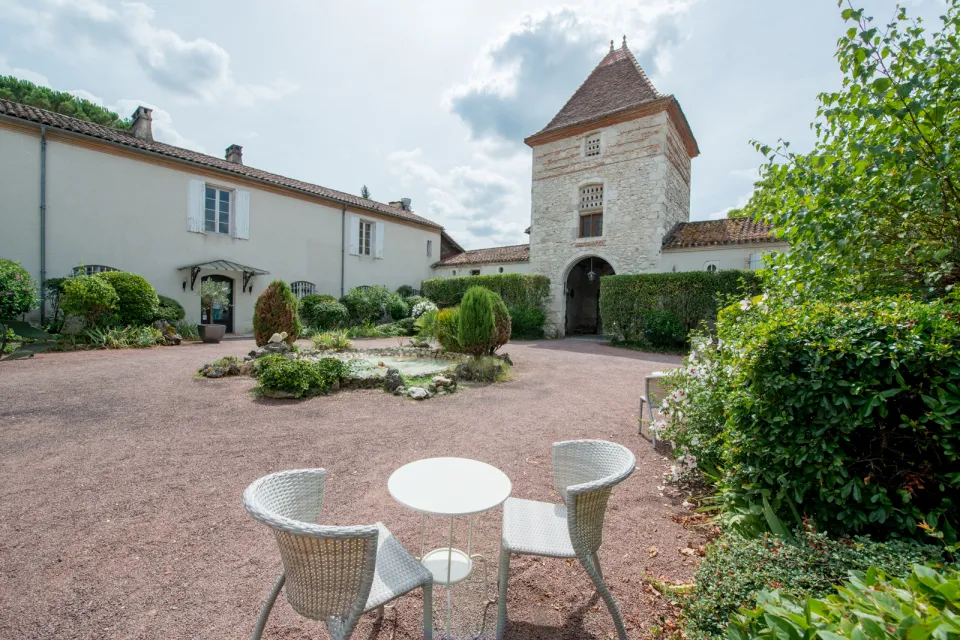 Les Tables du Prince Noir