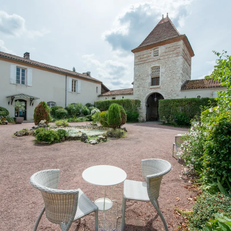 Les Tables du Prince Noir