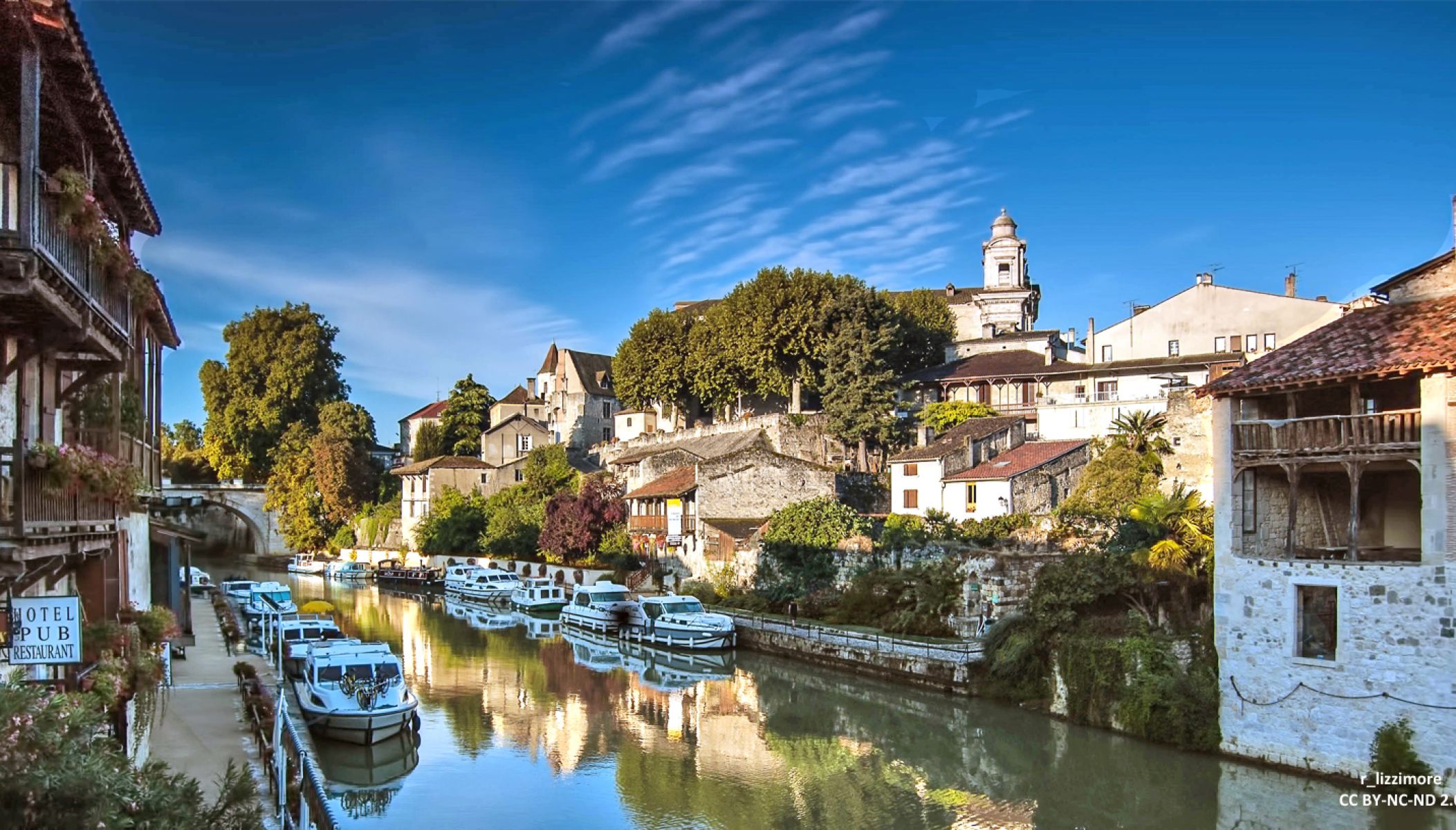 Faire une promenade en bateau dans le Lot-et-Garonne