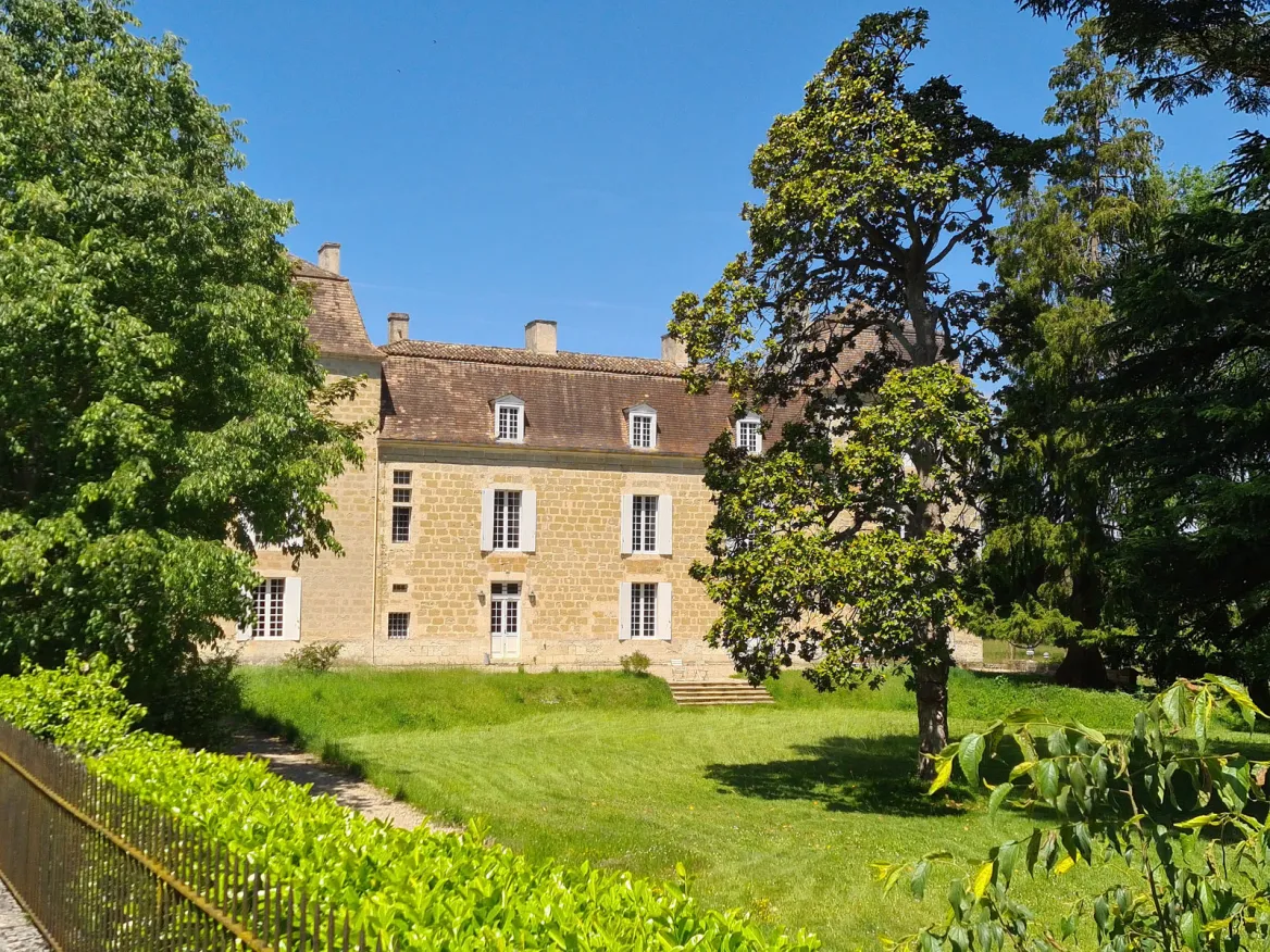 Allemans-du-Dropt château