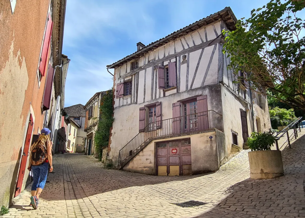 The castral village of Cancon
