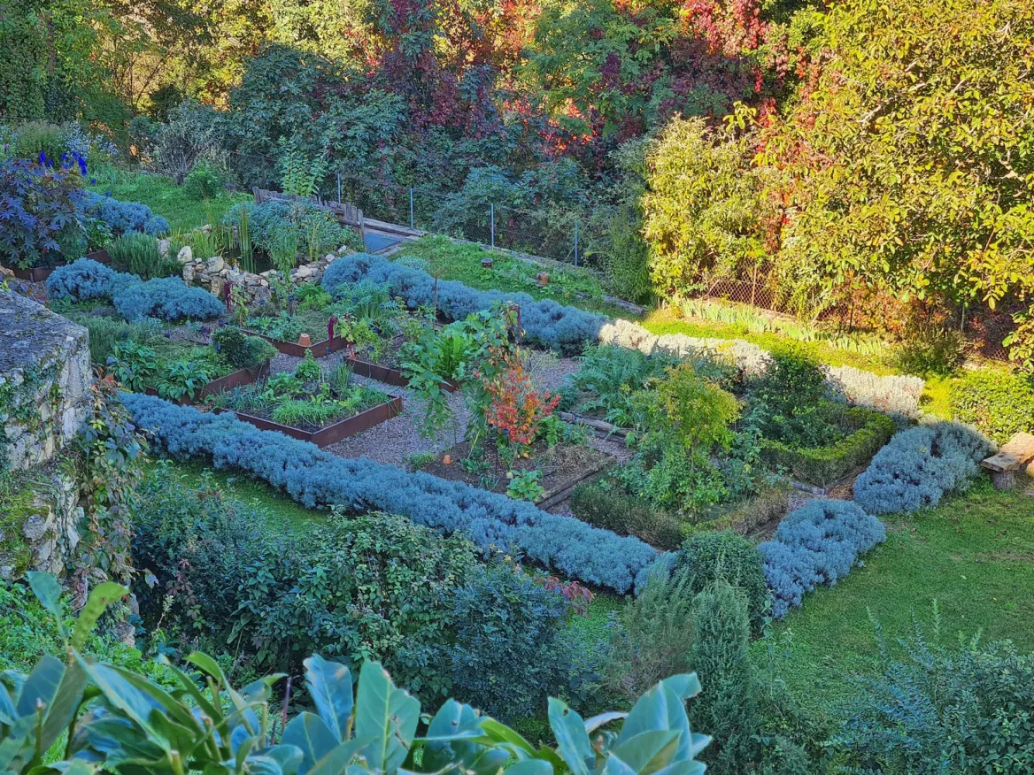 Gardens of the Priory Castle of Monsempron Libos