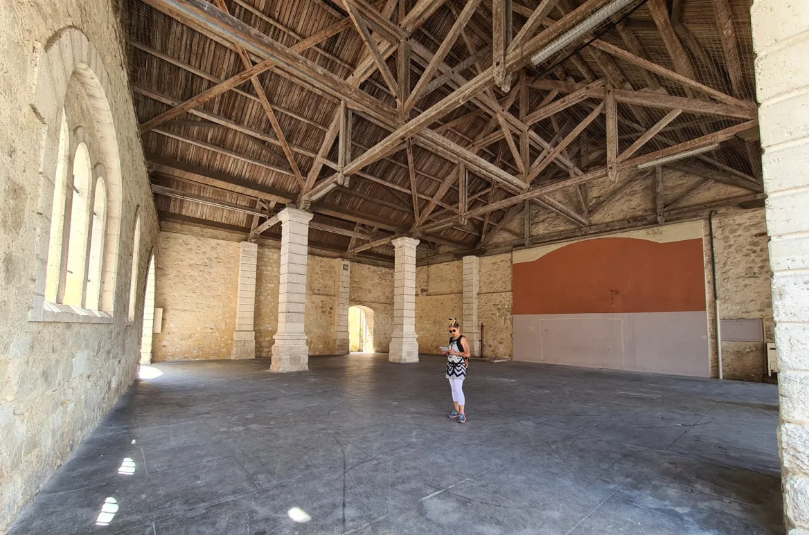La halle de Castillonnès