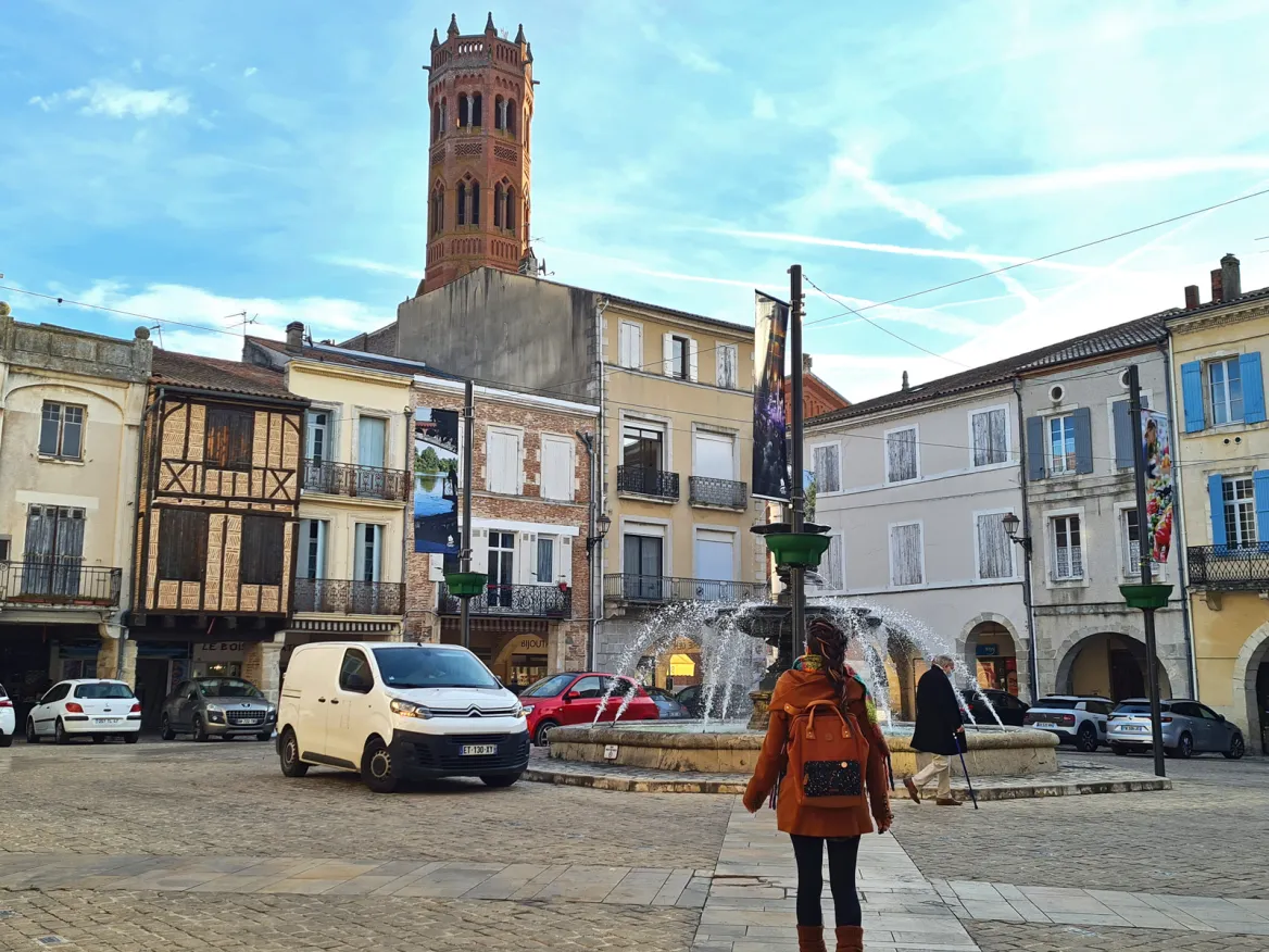 Villeneuve-sur-Lot Place Lafayette