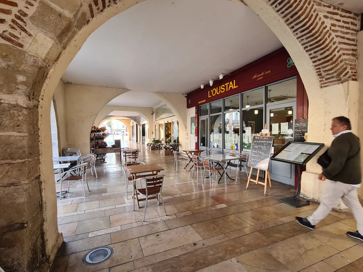 Villeneuve-sur-Lot Place Lafayette