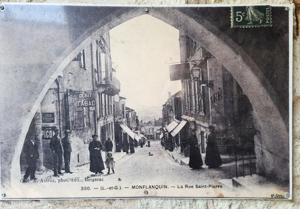 Archive photo of Monflanquin