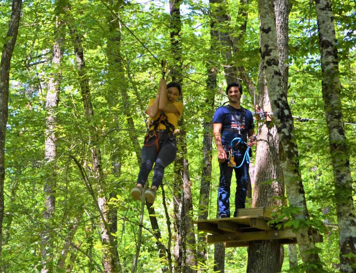 Des-chênes-toi Adventure treetop adventure park