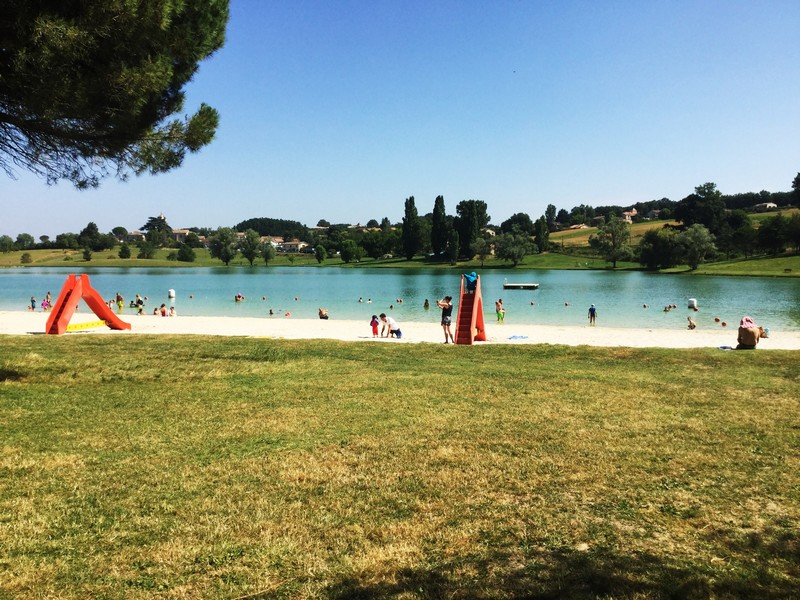Lougratte Lake