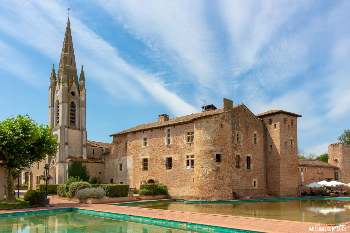Le Temple sur Lot and its commandery