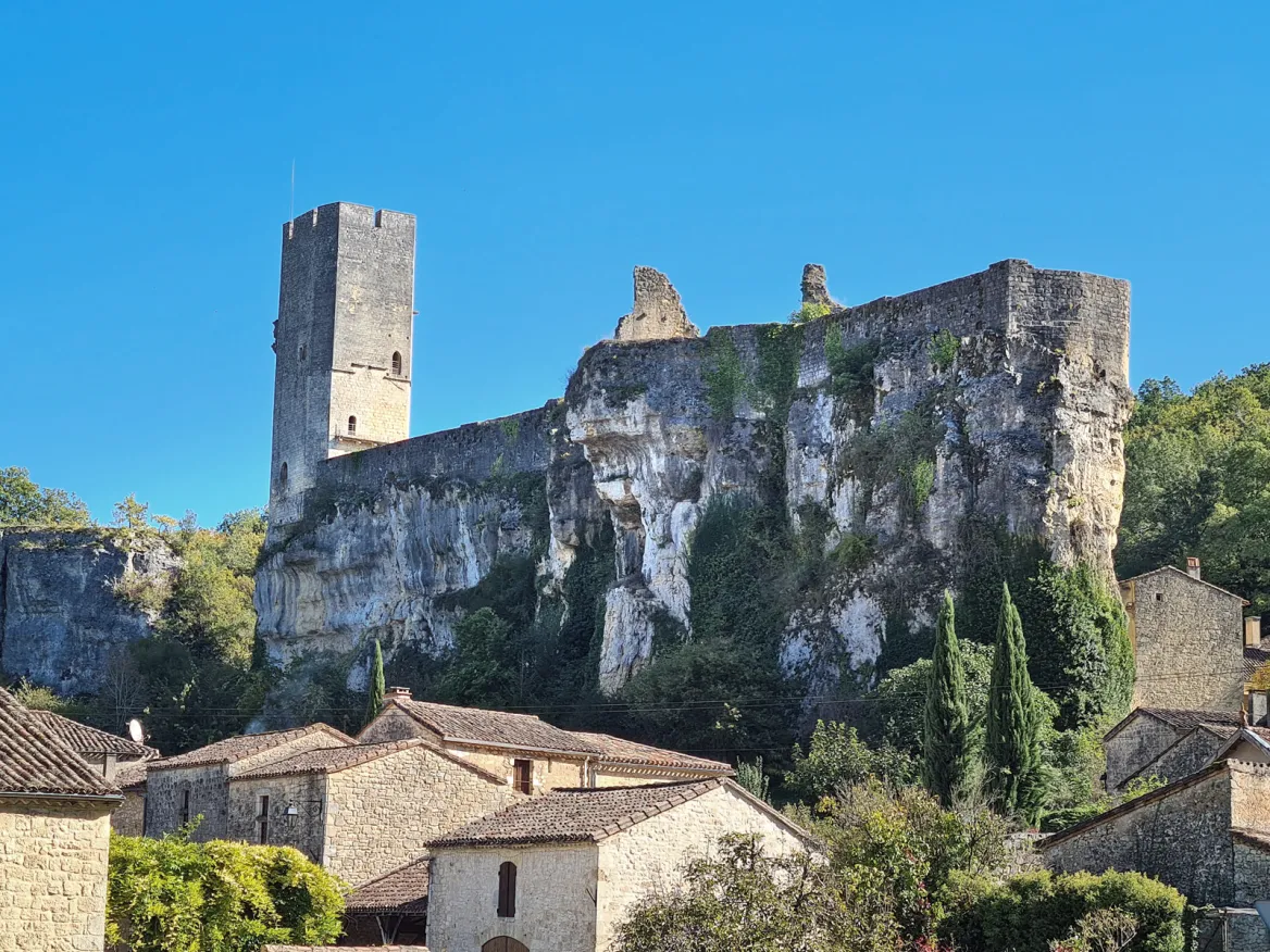 Gavaudun Castle